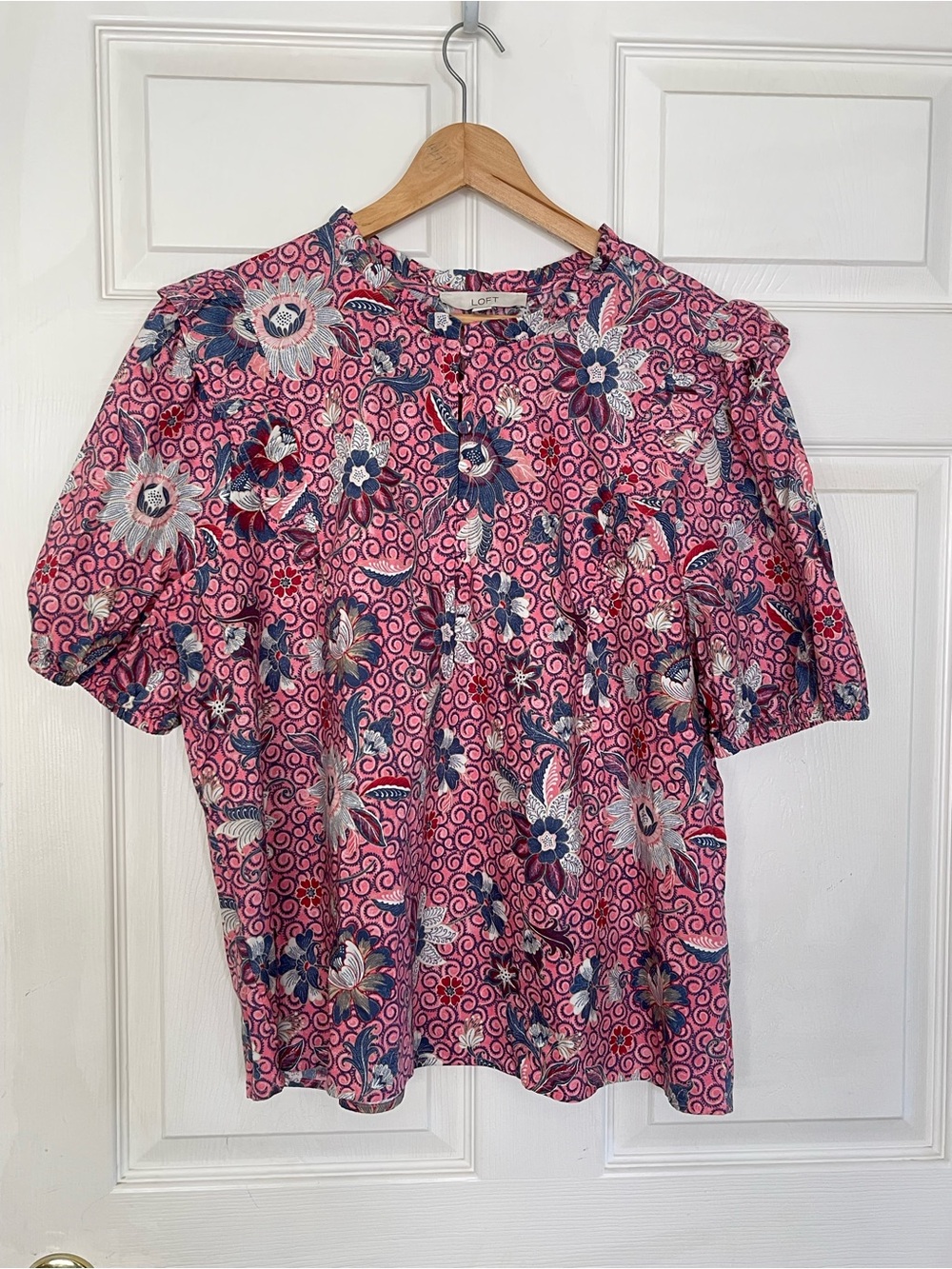 LOFT Pink and Blue Floral Puff-Sleeve Blouse